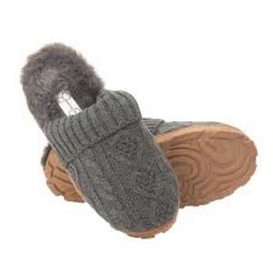 Jessica Simpson Cozy Gray Women Slippers Size (L8-9)
